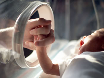 Aprovada PEC de licença maternidade maior para prematuros